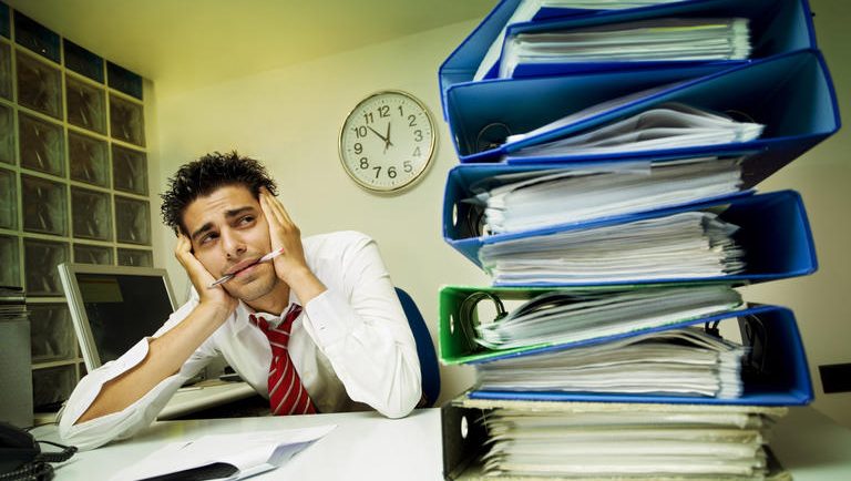 Bürofitness: Die besten Übungen bei Bewegungsmangel
