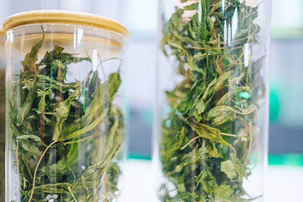 Kratom im Glas